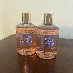Victoria's Secret Velvet petals Body wash 2 pack